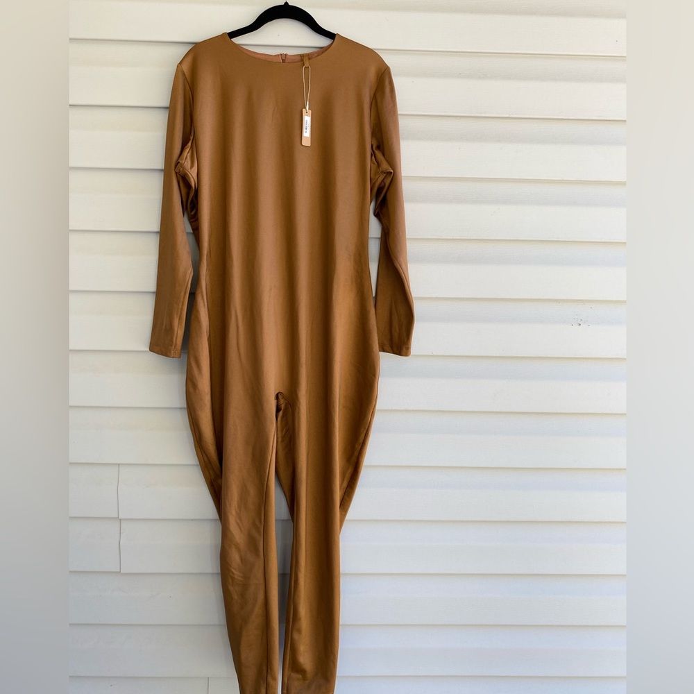 SKIMS Plus size 4x bodysuit